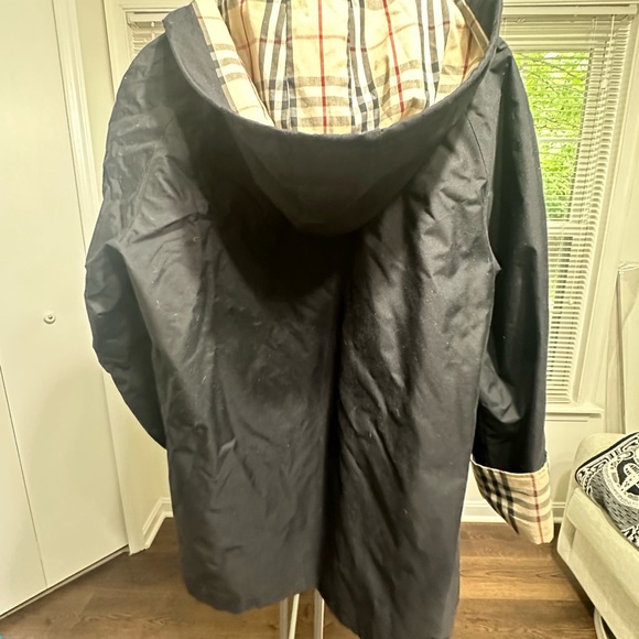 Burberry jacket - Picture 2 of 8